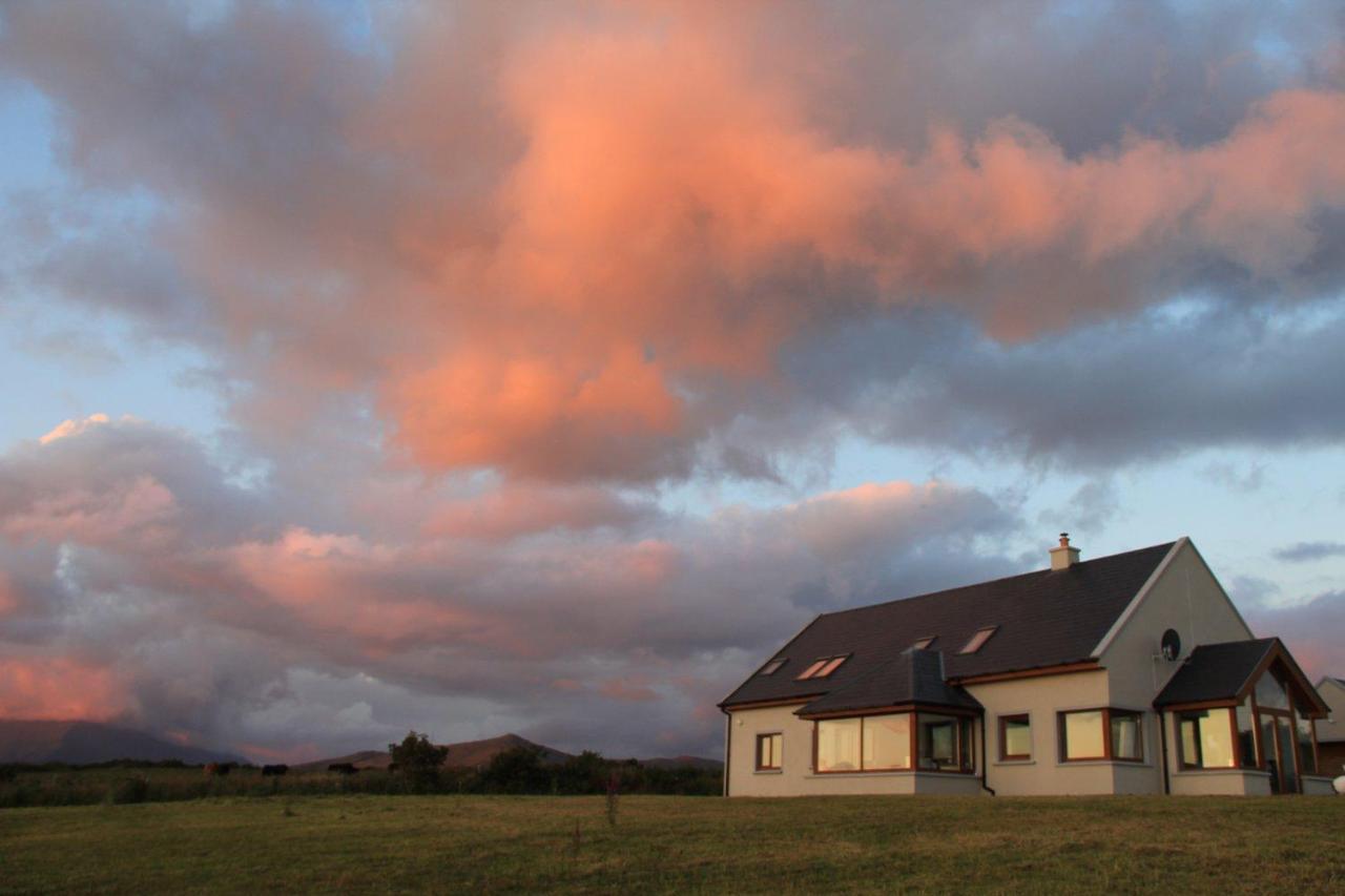 Uisce Beatha House B&B Portmagee Exteriör bild